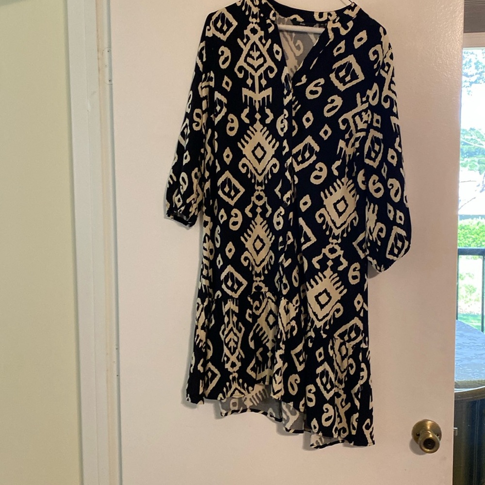 Black and white print dress
